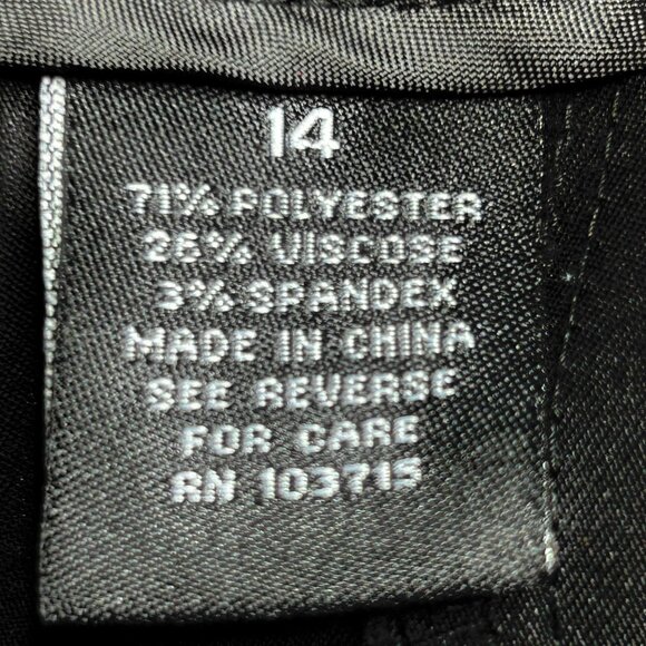 Women's Larry Levine Stretch Size 14 Black Capri Pant - Picture 13 of 13